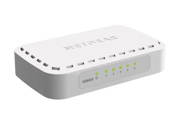 NETGEAR GS605 – 5-porttinen hallitsematon kytkin, muovikotelo